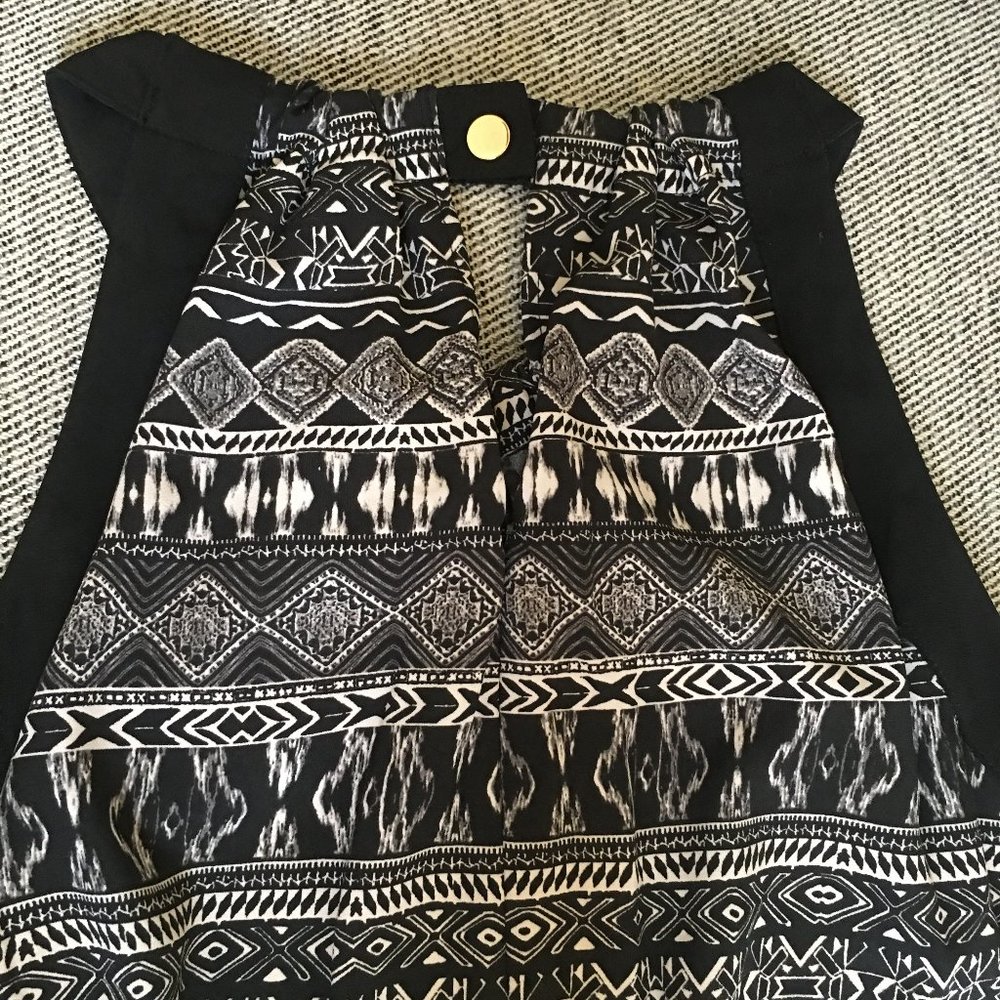 Nwot Cach Black And White Print Romper, Size S - image 3